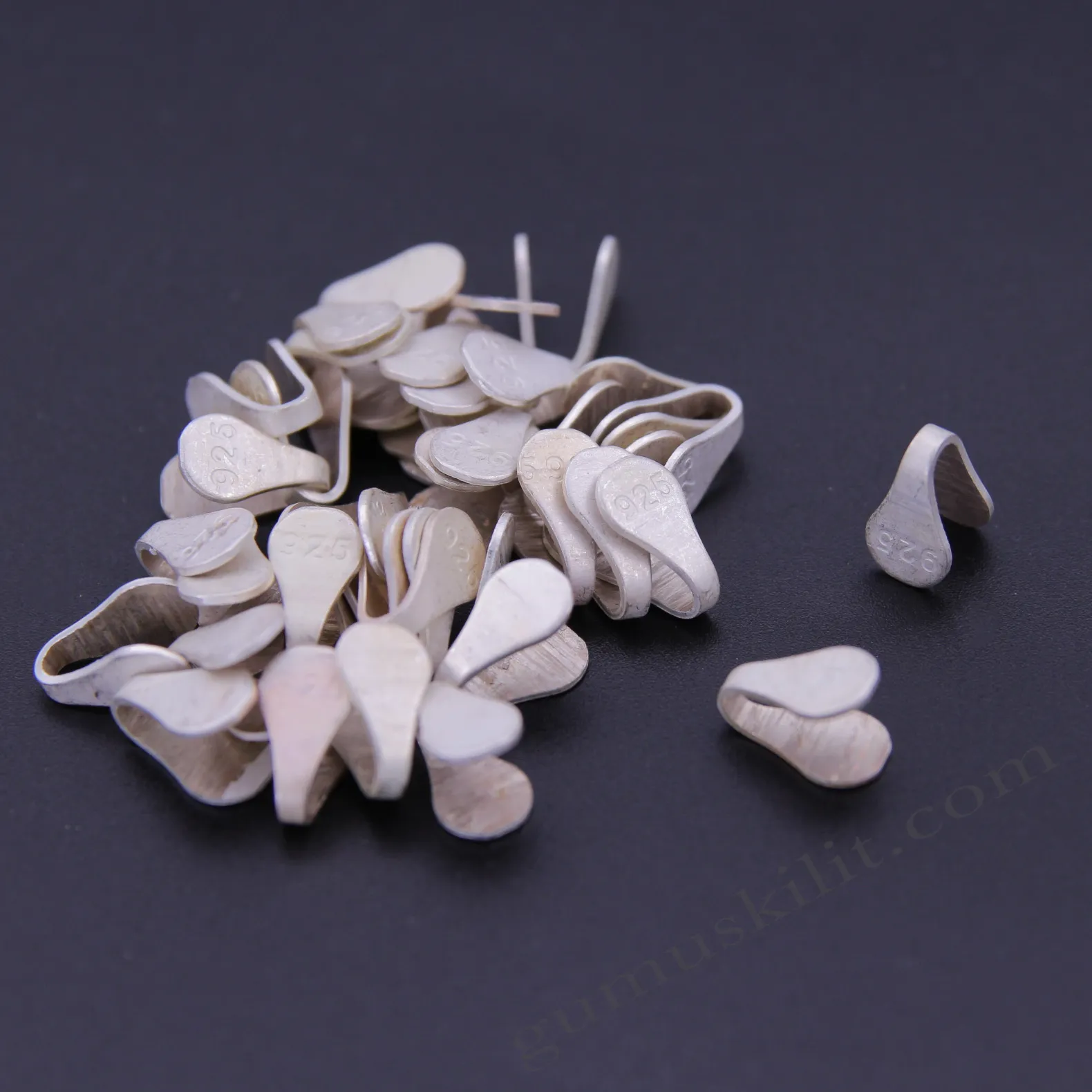 Gümüş Kaynaklı Uç 5mm Kalılnlığında 925 Ayar Gümüş Zincir Bileklik Ucu Orta Boy