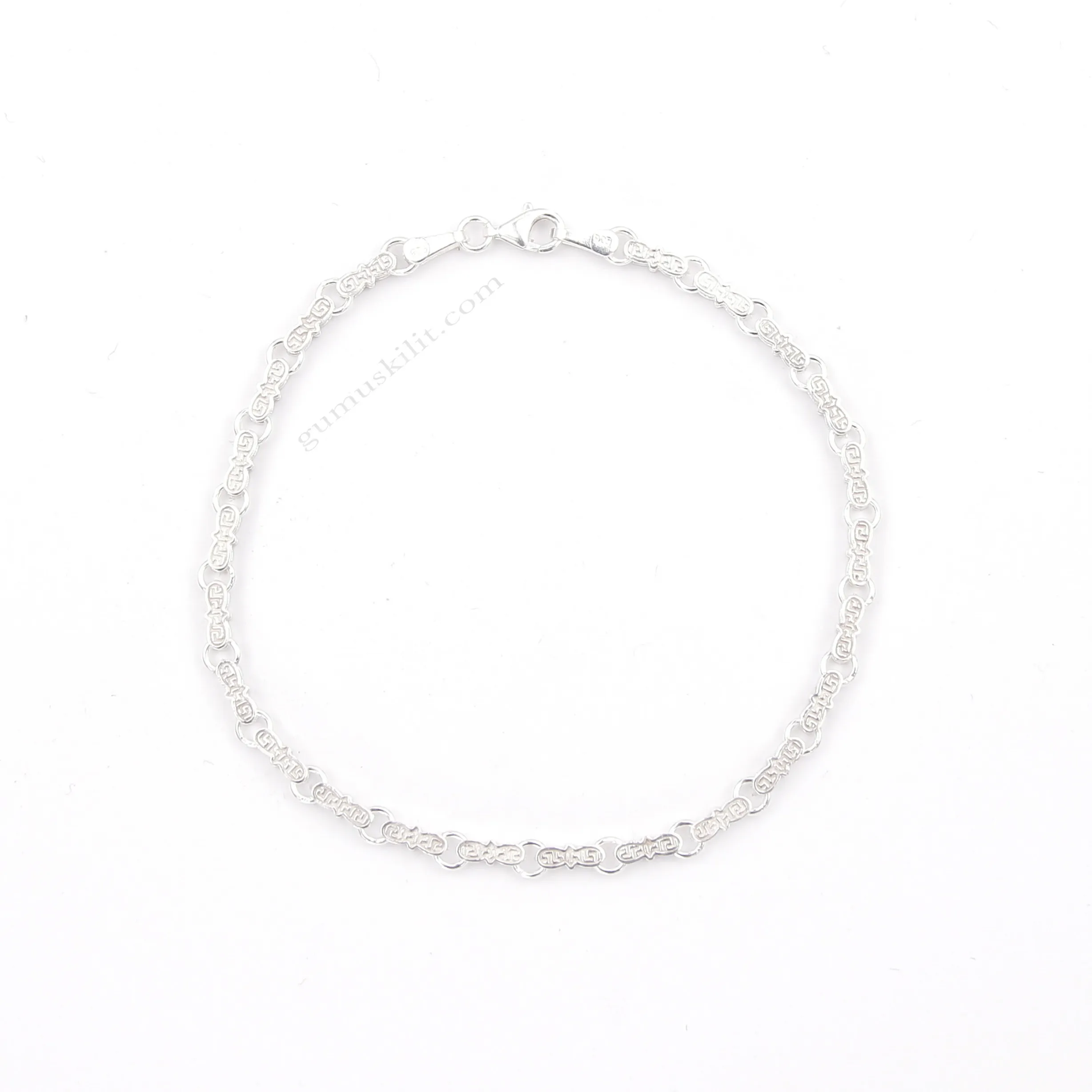 Halkalı Ajurlu, desenli, döküm Bileklik 2,8mm çapında Gümüş Bileklik
