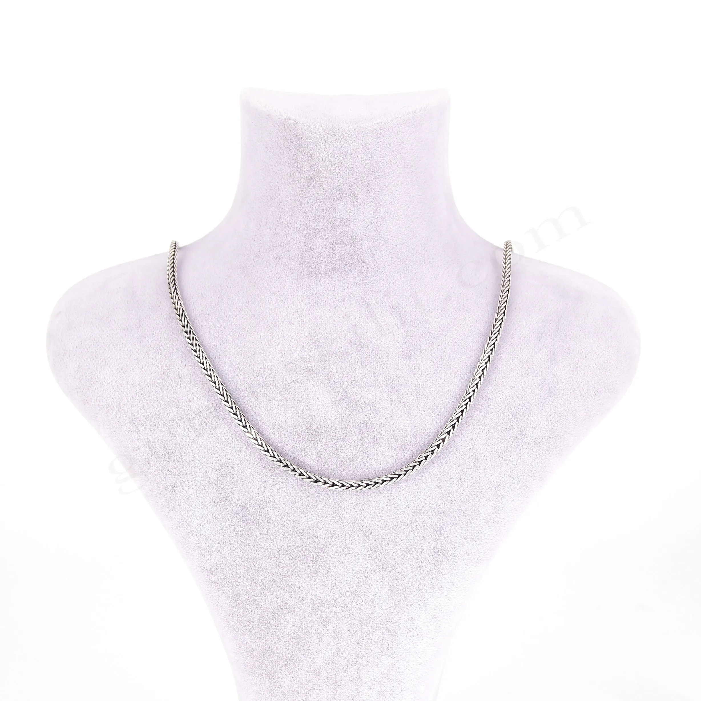 Tilki Kuyruğu Kare Model 4 Numara 3mm kalınlığında Gümüş Zincir Kolye