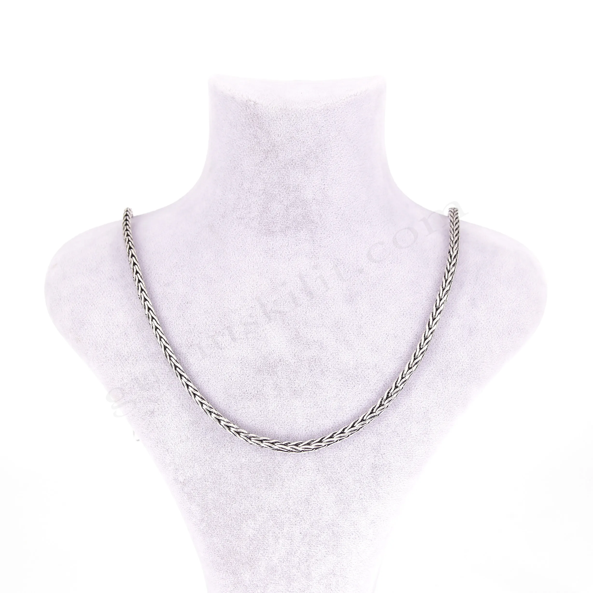 Tilki Kuyruğu Yuvarlak Model 6 Numara 4mm kalınlığında Gümüş Zincir Kolye